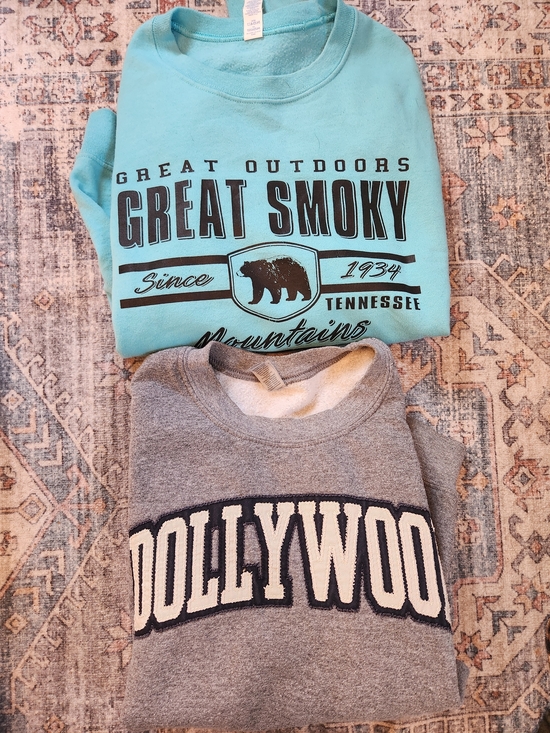 Gildan Tops - Set Of 2-Great Smoky And Dollywood Sweatshirts